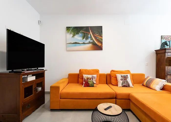 Novasol アパート フエンヒロラ